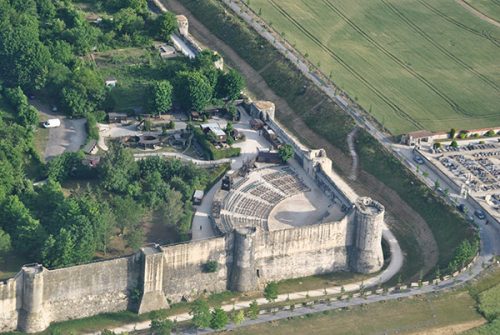 Théâtre des remparts à Provins, site du spectacle Les Aigles des Remparts